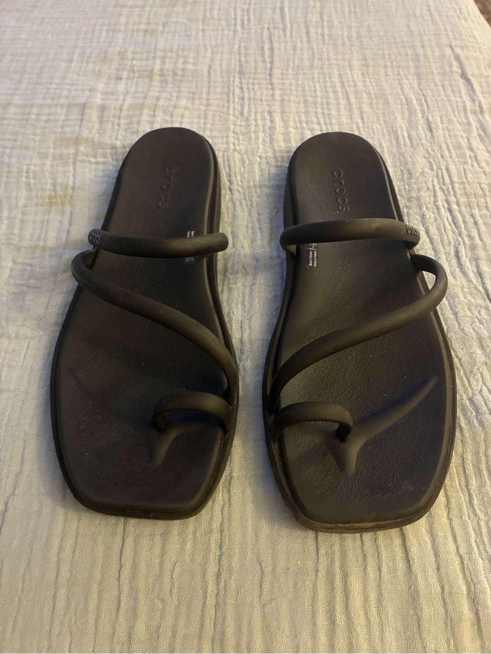 Crocs Women's Black Strappy Slide Sandals 10